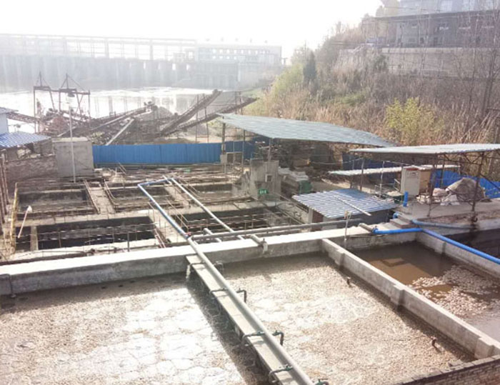 聚合氯化鋁在造紙廠污水處理現場